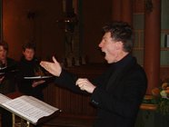 dirigent Hans Leeuwenhage.jpg  2004-10-20 19:10:18